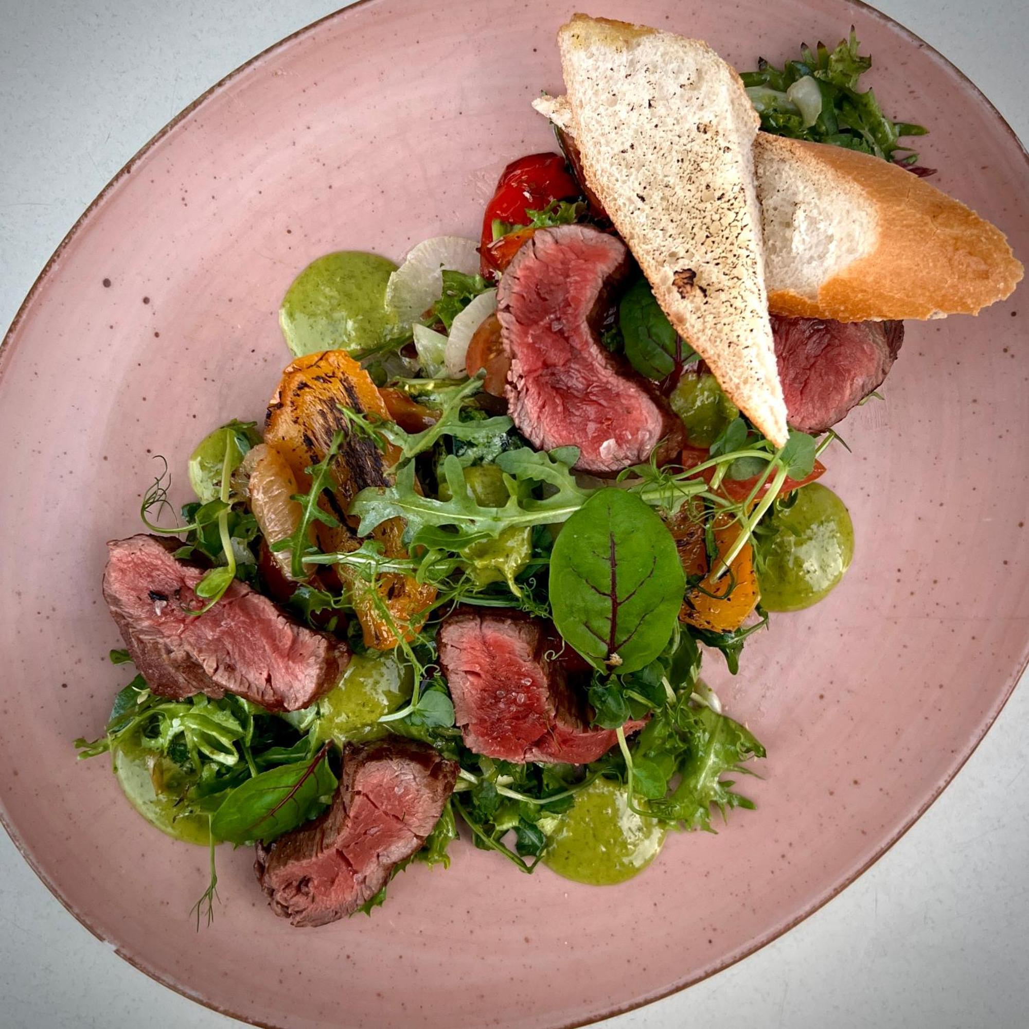 Mesa Grill Restaurant Cafe Bed & Breakfast Dzwirzyno